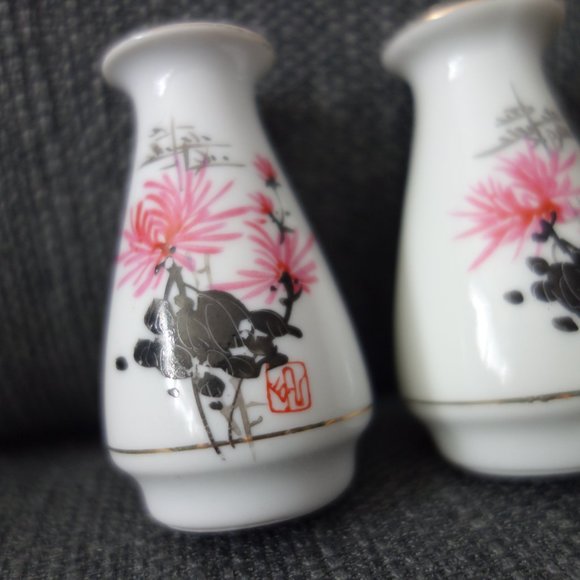 Set of Two(2) Mini Ceramic Vases - Picture 2 of 10